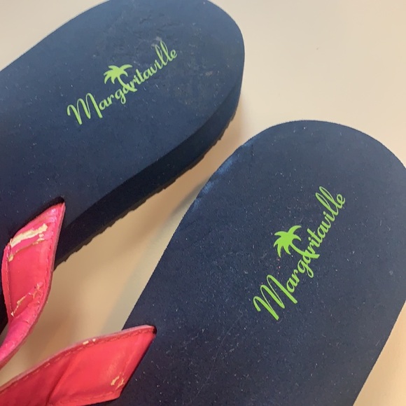 Margaritaville Navy & Pink flip flops size M / 9 - Picture 2 of 11